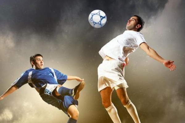 为什么足球球员的薪资都很高?